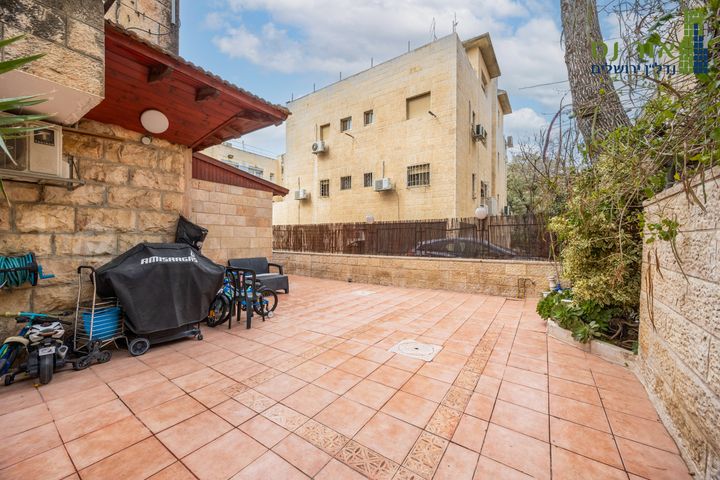 דירת גן למכירה בירושלים (תיווך) — 4