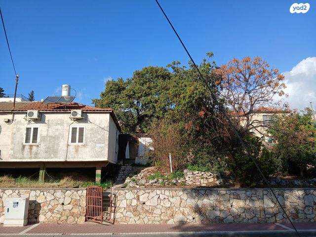 דו משפחתי, רכסים, רכסים