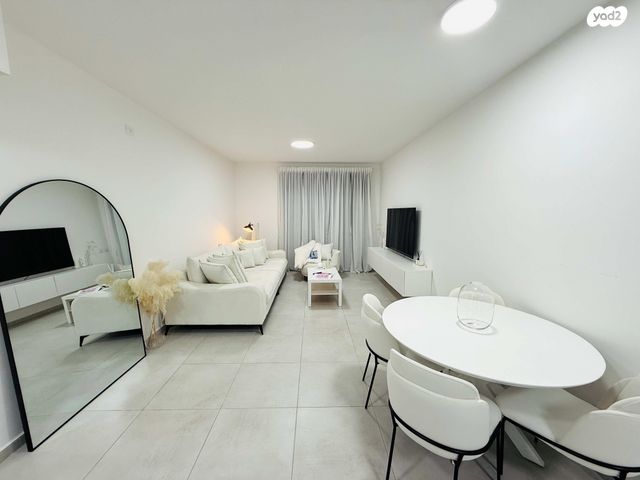 שרה אהרונסון 