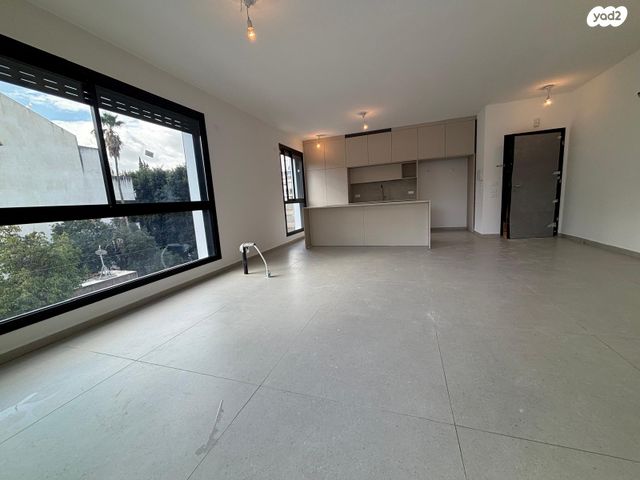 דירה, מרכז, כפר סבא