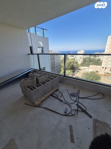 שדרות הצבי 38