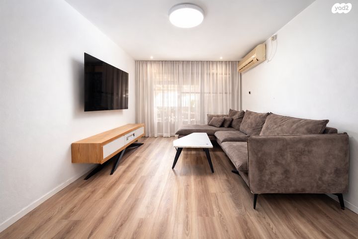 יפו ד', גבעת התמרים