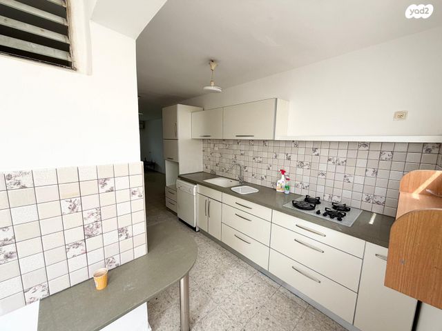 דירה, שכונה ה', באר שבע