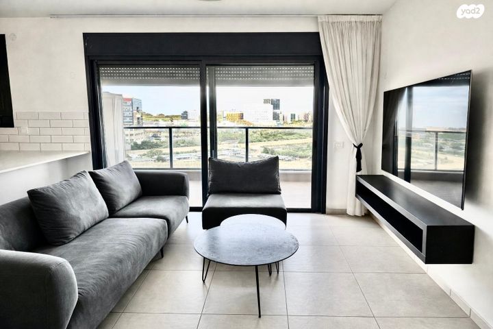 דירה, חצרות המושבה, רחובות