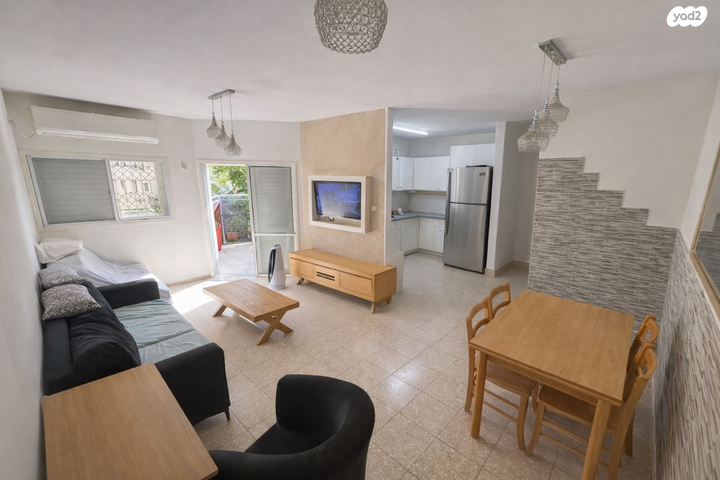 עמוס ירקוני 