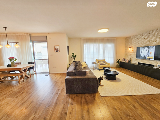 גג/ פנטהאוז