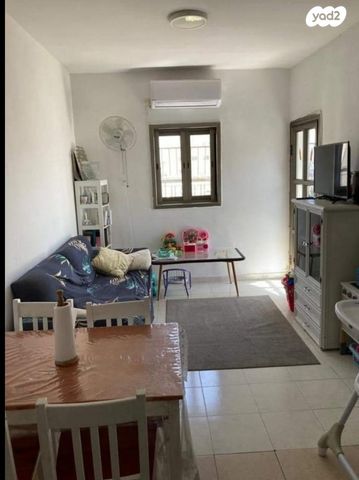 אברהם שפירא 27