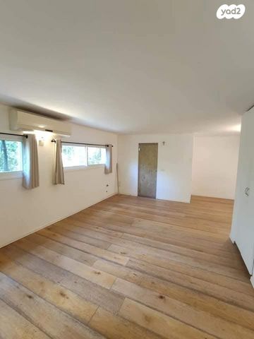 שדרות ירושלים 