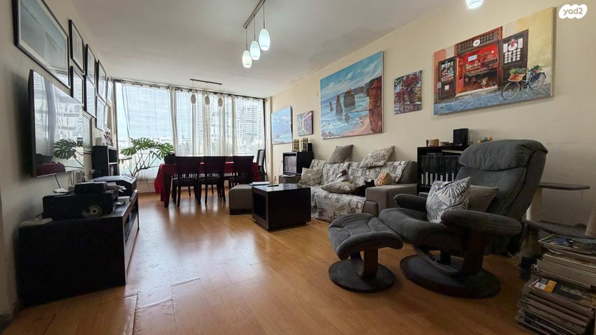 ז'בוטינסקי 150