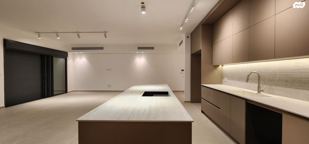 שדרות דוד המלך 62