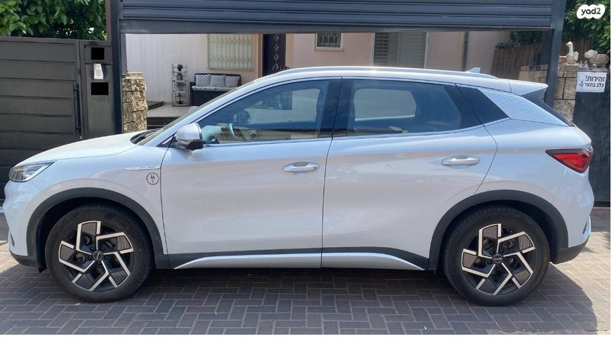 מודעת רכב בי.ווי.די אטו 3