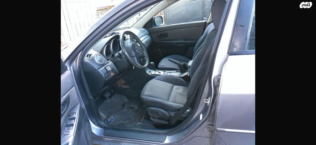 מודעת רכב מאזדה 3