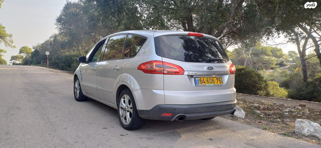 מודעת רכב פורד S-מקס