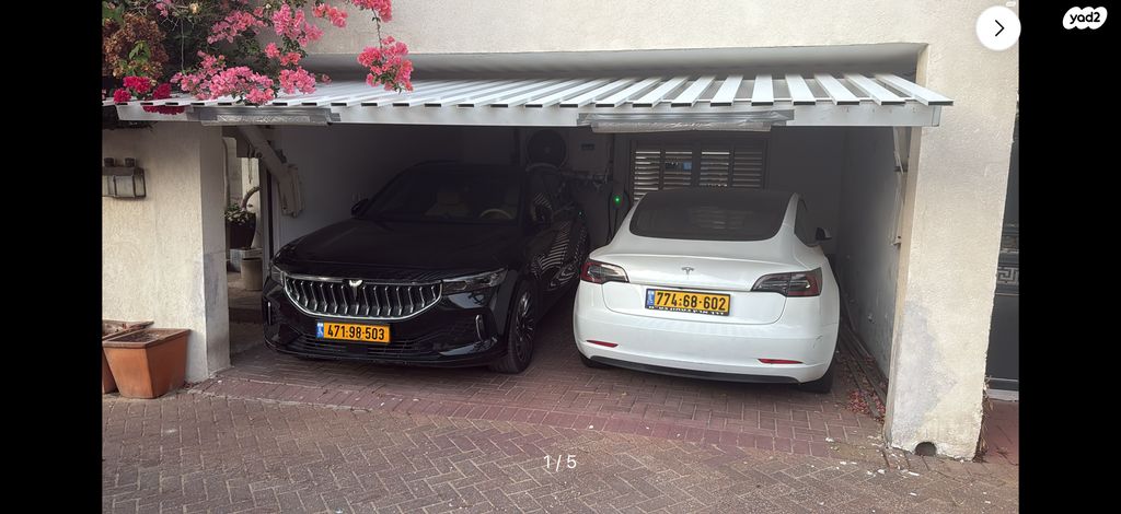 מודעת רכב טסלה מודל 3