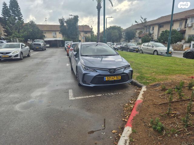 מודעת רכב טויוטה קורולה