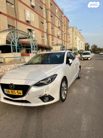 מודעת רכב מאזדה 3