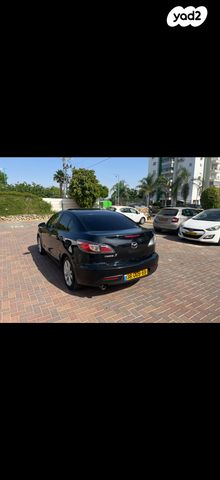 מודעת רכב מאזדה 3