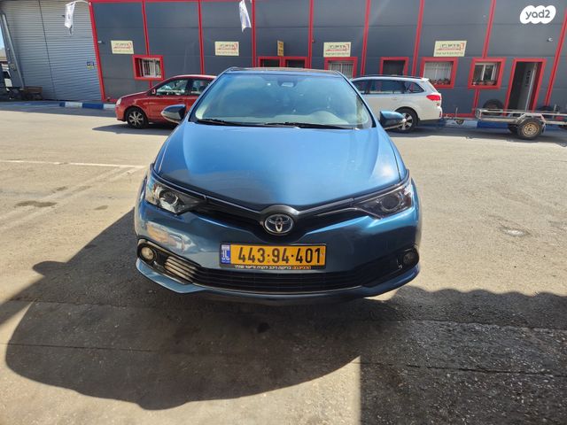מודעת רכב טויוטה אוריס