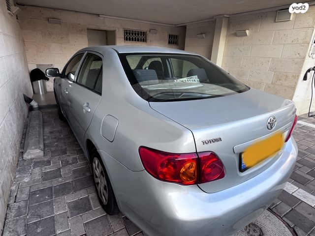 מודעת רכב טויוטה קורולה