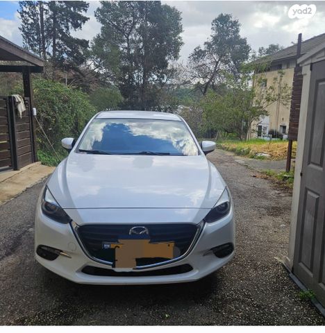 מודעת רכב מאזדה 3
