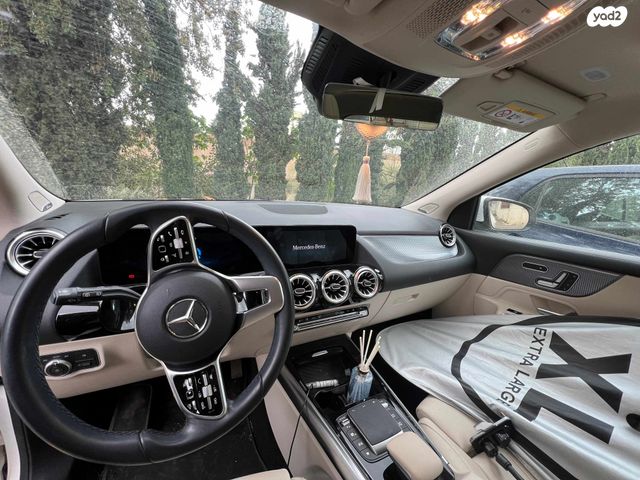 מודעת רכב מרצדס-בנץ EQA