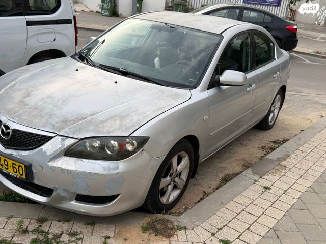 מודעת רכב מאזדה 3