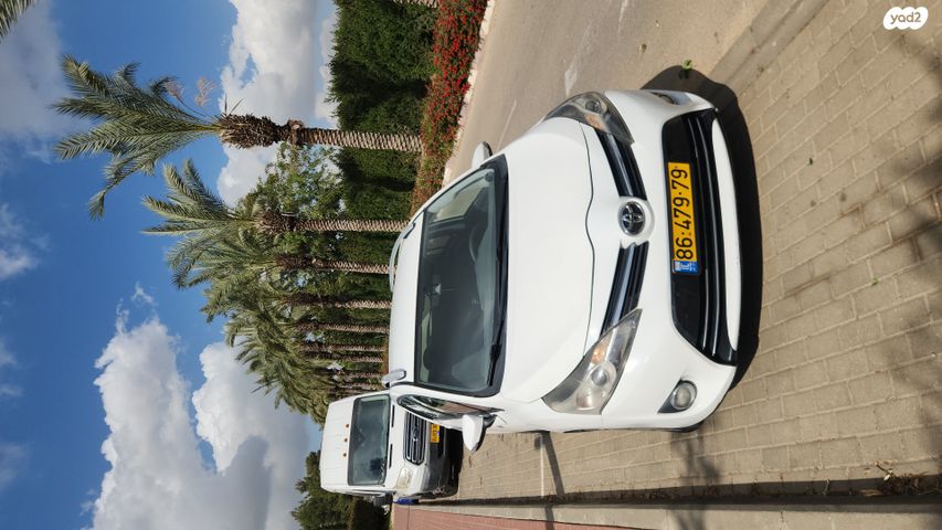 מודעת רכב טויוטה ורסו