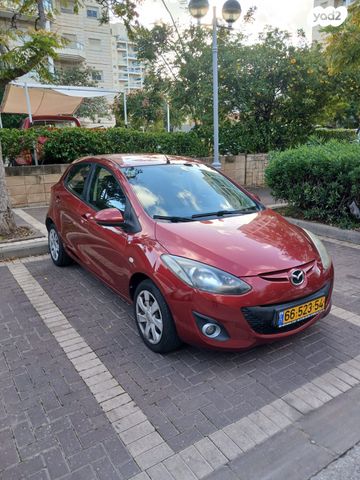 מודעת רכב מאזדה 2