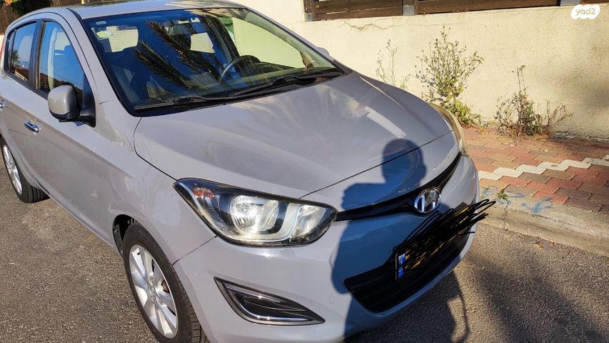 מודעת רכב יונדאי i20