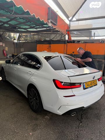 מודעת רכב ב מ וו סדרה 3