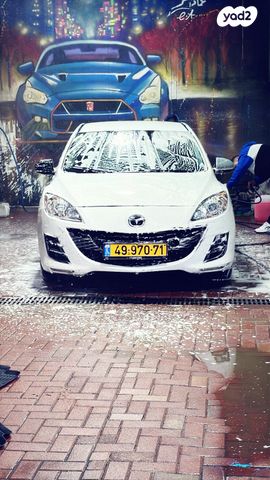 מודעת רכב מאזדה 3