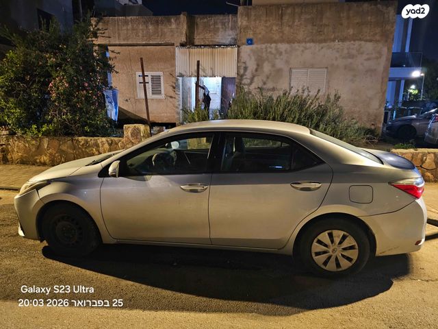 מודעת רכב טויוטה קורולה