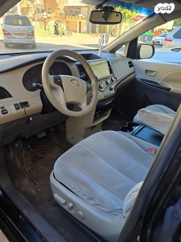 מודעת רכב טויוטה סיינה