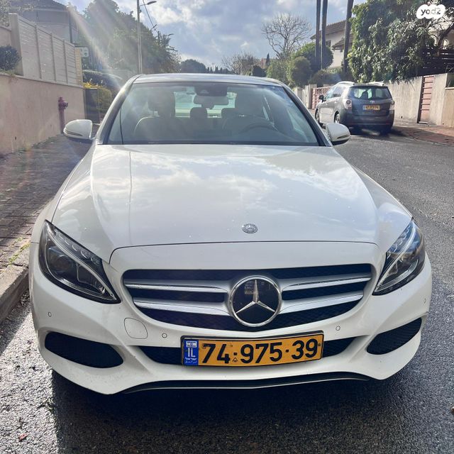 מודעת רכב מרצדס-בנץ C-class