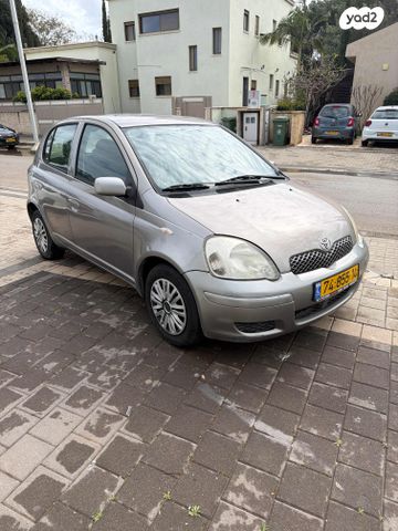 מודעת רכב טויוטה יאריס