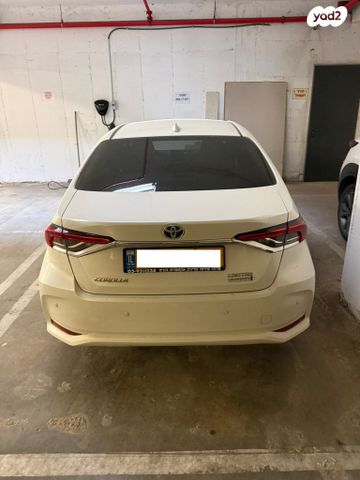 מודעת רכב טויוטה קורולה