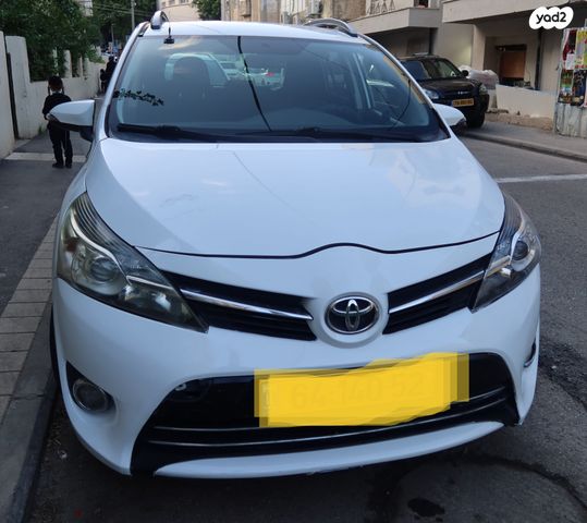 מודעת רכב טויוטה ורסו