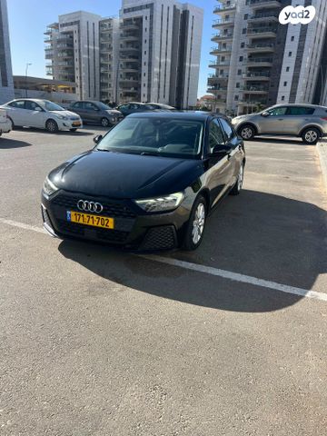 מודעת רכב אאודי A1