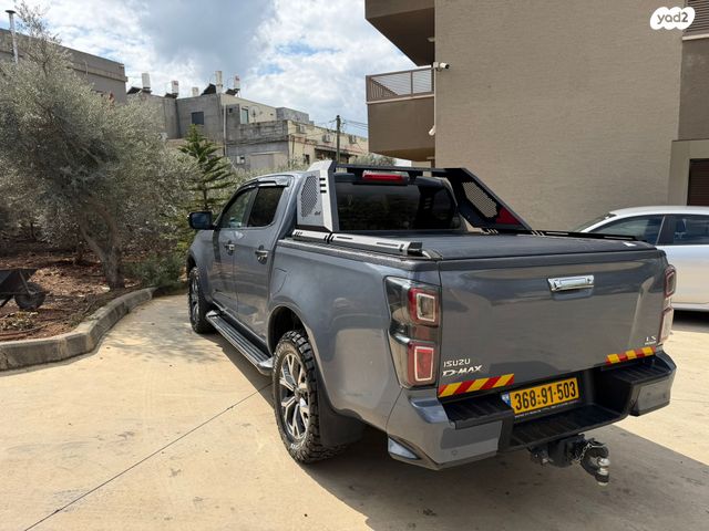 מודעת רכב איסוזו די-מקס