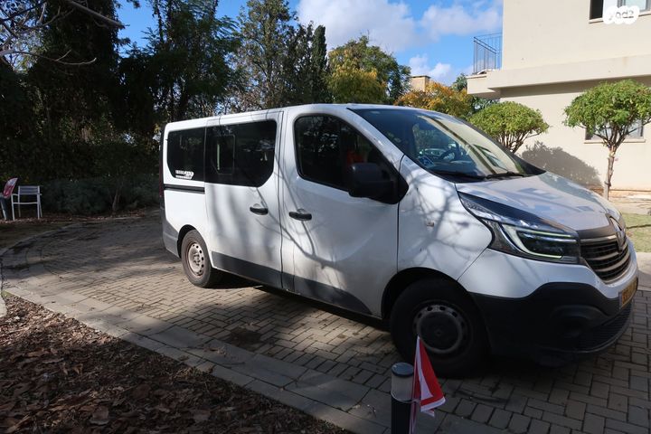 מודעת רכב רנו טראפיק