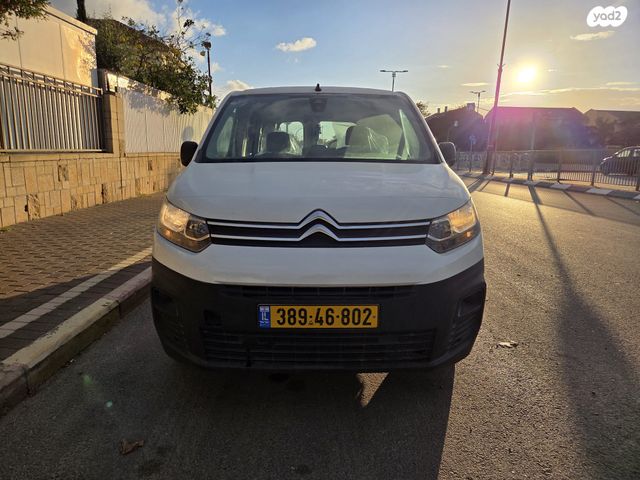 מודעת רכב סיטרואן ברלינגו