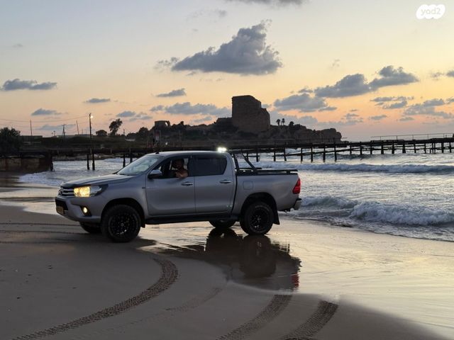 מודעת רכב טויוטה היילקס