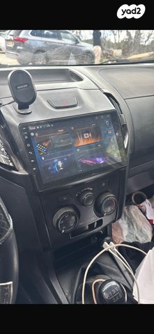 מודעת רכב איסוזו די-מקס