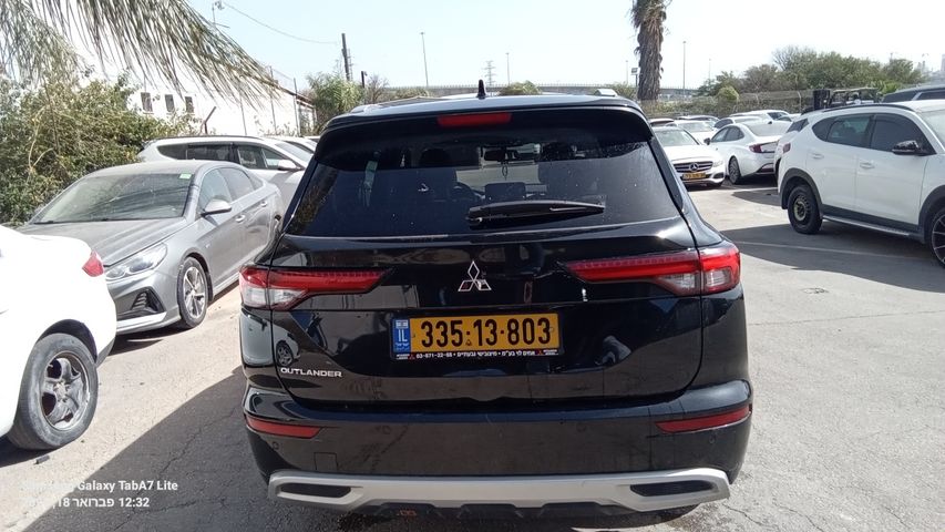 מודעת רכב מיצובישי אאוטלנדר 2