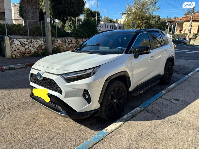 מודעת רכב טויוטה RAV4