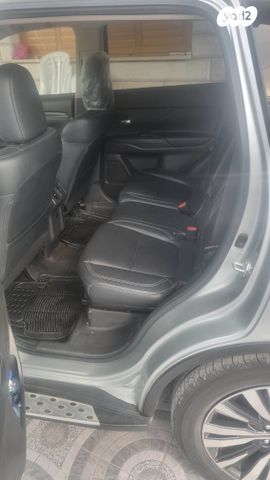 מודעת רכב מיצובישי אאוטלנדר