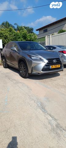 מודעת רכב לקסוס NX