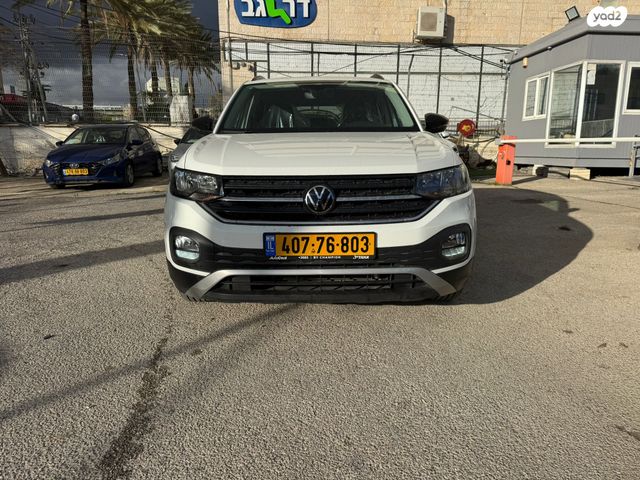 מודעת רכב פולקסווגן T-קרוס