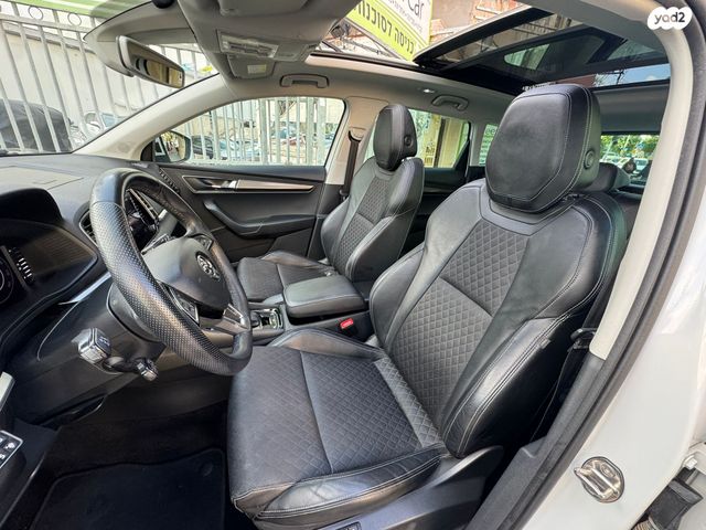 מודעת רכב סקודה קארוק 1