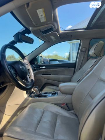 מודעת רכב ג'יפ גרנד צ'ירוקי 2